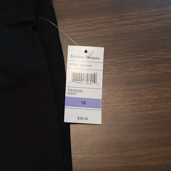 Studio Works Black Capri Pants w Leg Tie Hem Size 18 NWT - Picture 4 of 6